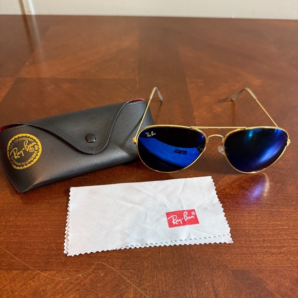 Ray-Ban Aviator RB3025 62mm Gold Frame Blue Mirror Lens Sunglasses Case & Cloth - Picture 1 of 16